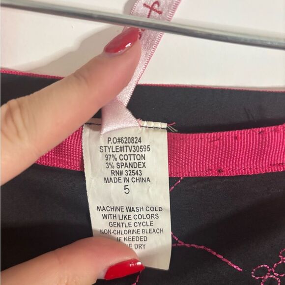 Heart Soul Black VINTAGE and Pink Floral Mini Skirt size m EUC - Picture 3 of 4